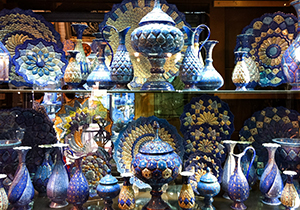 صادرات ۵۰۰ میلیون دلاری صنایع دستی/ تقویت صنعت گردشگری در کشور