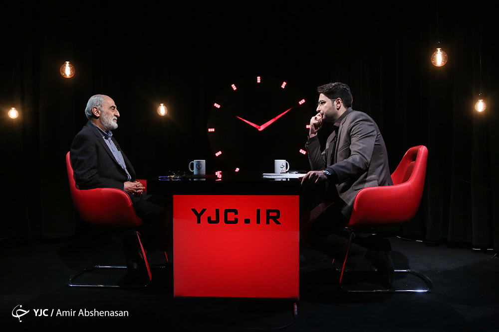 از نقد و نقادی مستند تا رابطه برجام و FATF با سفره مردم در گفت&zwnj;وگو با حسین شریعتمداری مدیر مسئول روزنامه کیهان