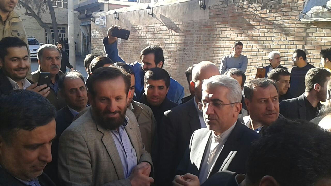 وزیر مهمان یک ناهار ساده عبدالرضا شد/ عبدالرضا با یک ناهار ساده از وزیر پذیرای کرد/ میربانی حاج عبدالرضا از وزیر با غذای از جنس سادگی/ چه اتفاقی افتاد که عبدالرضا با یک نیمرو میزبان وزیر شد