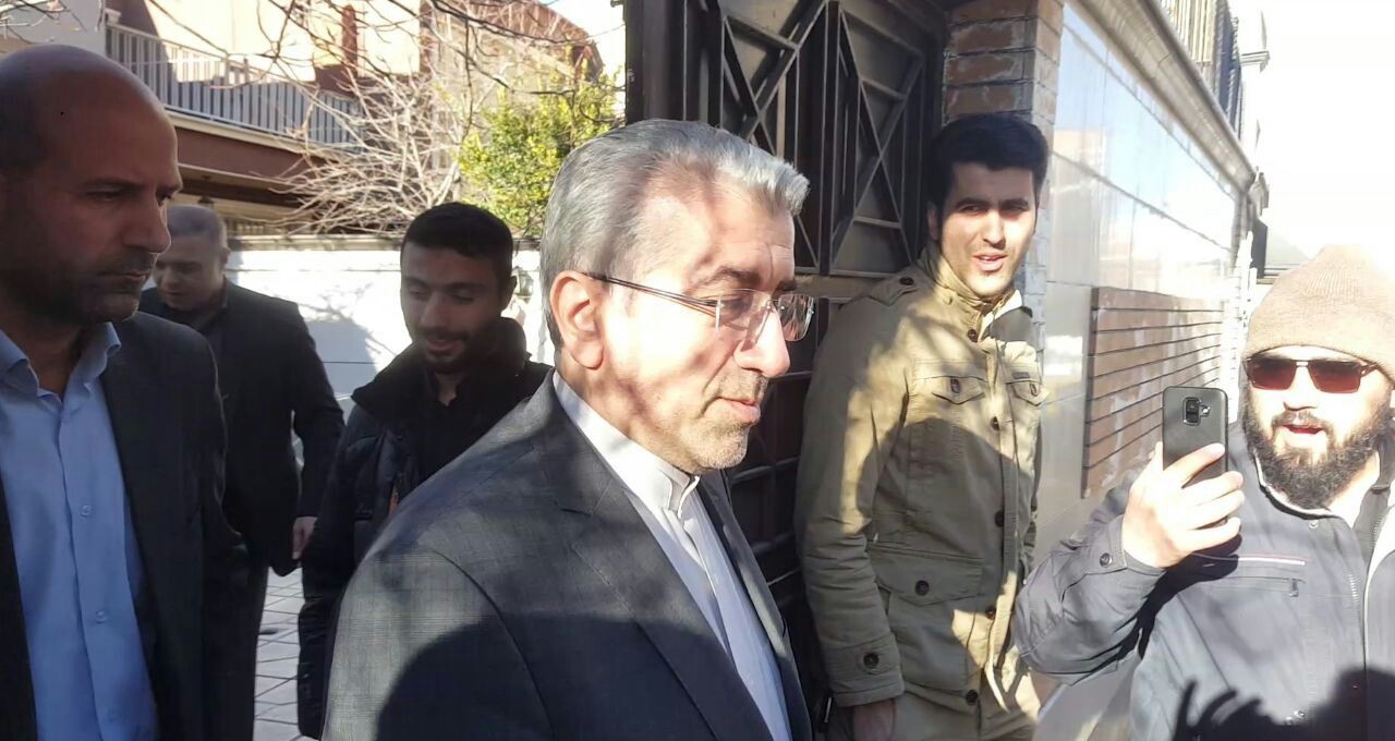 وزیر مهمان یک ناهار ساده عبدالرضا شد/ عبدالرضا با یک ناهار ساده از وزیر پذیرای کرد/ میربانی حاج عبدالرضا از وزیر با غذای از جنس سادگی/ چه اتفاقی افتاد که عبدالرضا با یک نیمرو میزبان وزیر شد