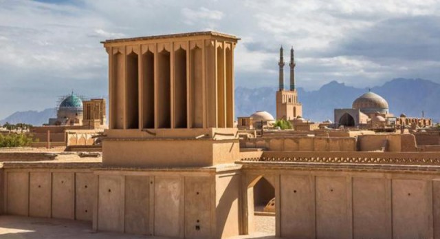 تملک اماکن تاریخی در برنامه وزارت راه و شهرسازی نیست