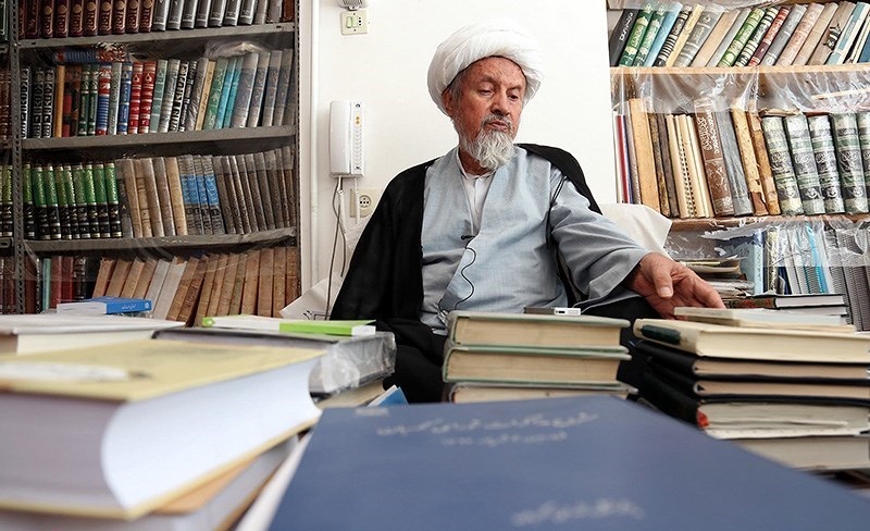 مرحوم آیتالله محمد مومن که بود؟ مرحوم آیتالله محمد مومن که بود؟