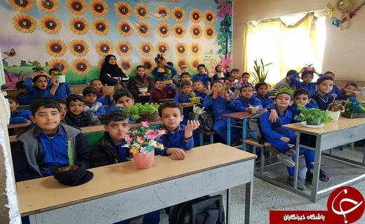اجرای طرح یک مدرسه صد گلدان در بافق +تصویر