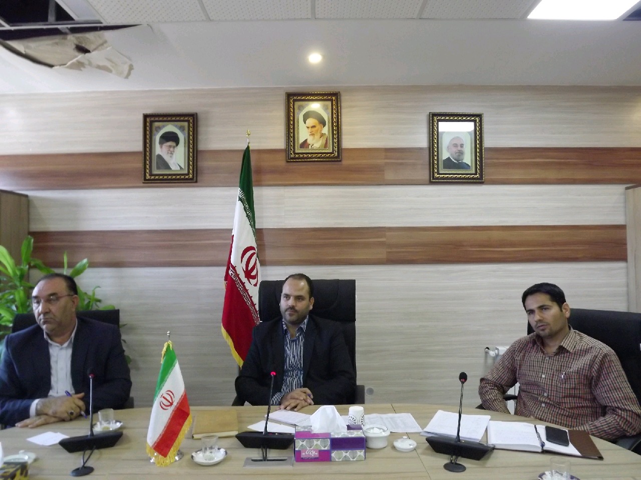 هماهنگی دهیاران بخش مرکزی آشتیان برای دهه فجر