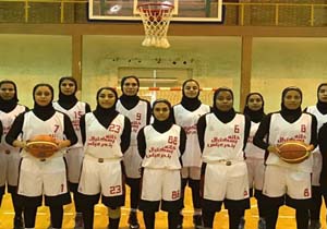 جدال دشوار بانوان بسکتبالیست بندرعباسی با دانشگاه آزاد تهران