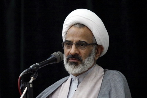 به‌برکت انقلاب ۴۰ سال نظام ولایی عمر کرده است/هدف دشمن نفوذ فکری، جریانی و انسانی است