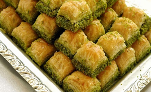 کام مهمانان نوروزی را با باقلوا شیرین کنید+ طرز تهیه