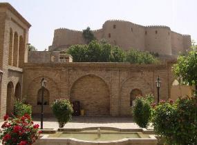 آغاز مرمت گذر دسترسی به خانه آخوند ابو خرم آباد