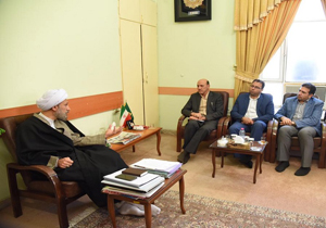 مسئولان استانی در مطالبه حق شهرستان‌ها پیش قدم شوند