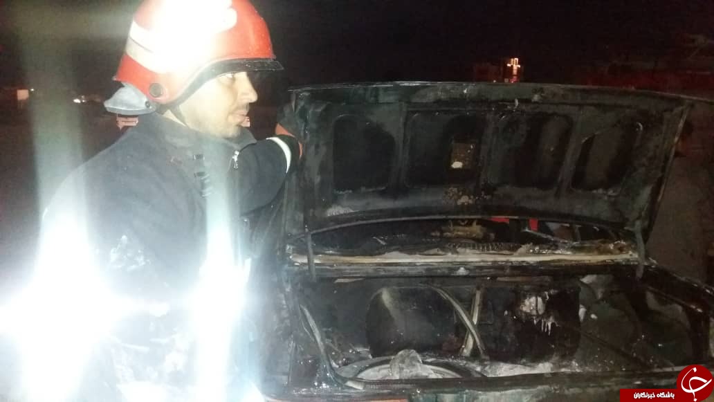 مصدوم شدن ۳ نفر در آتش سوزی پژو آردی