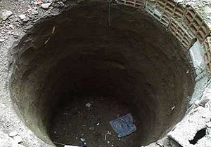 مرگ چاه کن بر اثر برق گرفتگی در شاهرود
