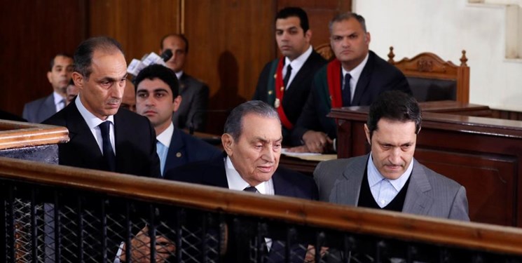 مصر ۸ سال پس از انقلاب / دیکتاتور آزاد، انقلابیون در بند