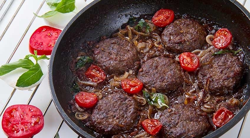 درمان کم&zwnj;خونی بانوان با یک شامی خوشمزه/ ورزشکاران از مصرف این غذای محلی غافل نشوند