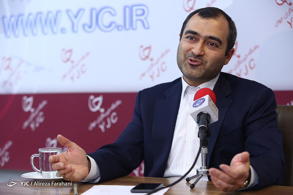 کار در هاروارد و کمبریج را رها کردند و به کشور بازگشتند/ مهاجرت معکوس هزار فارغ&zwnj;التحصیل از صد دانشگاه برتر جهان به داخل / رسانه&zwnj;های خارجی انگشت به دهان در برابر بازگشت جوانان ایرانی به کشور ماندند/ متخصصان توانمند ایرانی در حال بازگشت به کشور خود