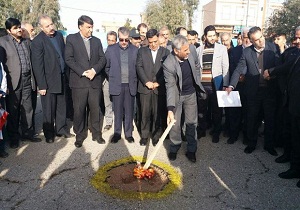 کلنگ زنی مدرسه ۱۲ کلاسه در ایوانکی