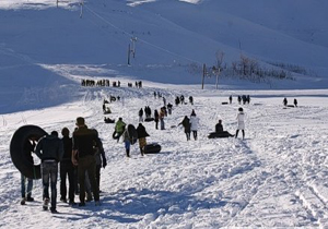 سفر ۱۰۰ هزار گردشگر زمستانی به کوهرنگ