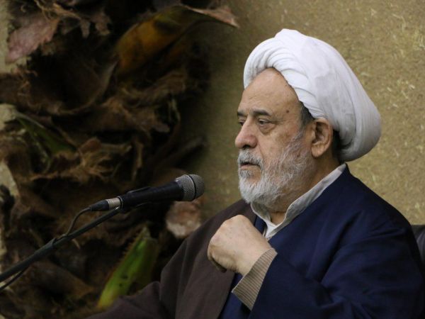 یکسان بودن ارزش عمل مرد و زن در پیشگاه خدا/ ثمرهٔ دعوت حق به تعبیر قرآن، حیات طیبه است