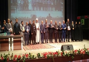 تجلیل از مربیان و مدال‌آوران ورزشی دانش‌آموزی استان