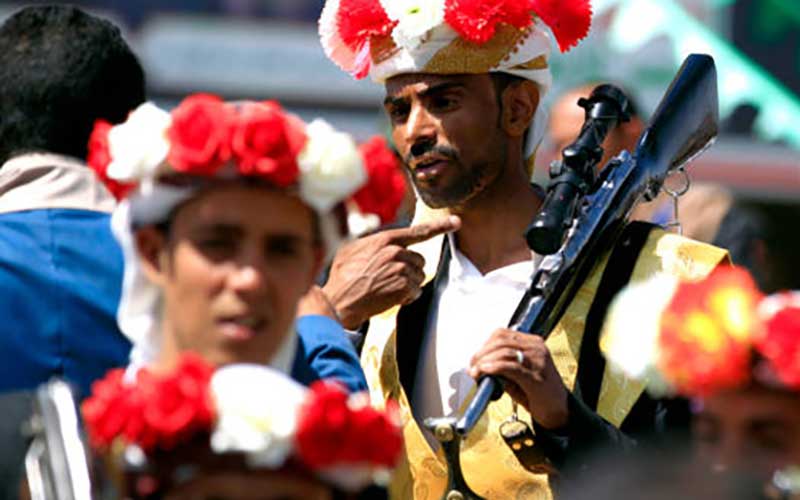 جشن ازدواج دسته جمعی فرزندان شهدا در یمن+تصاویر