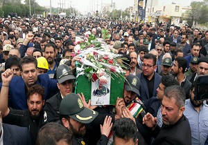 پیکر شهدای حادثه تیراندازی سربندر تشییع شد