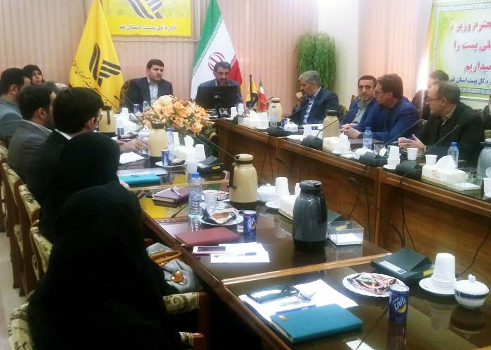 سرویس‌های پست الکترونیکی تهدیدی برای سرویس دهی سنتی