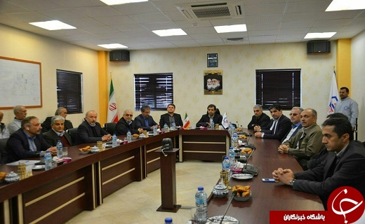 بازدید معاون وزیر و رئیس هیئت عامل ایمیدرو از طرح الکترود گرافیتی اردکان