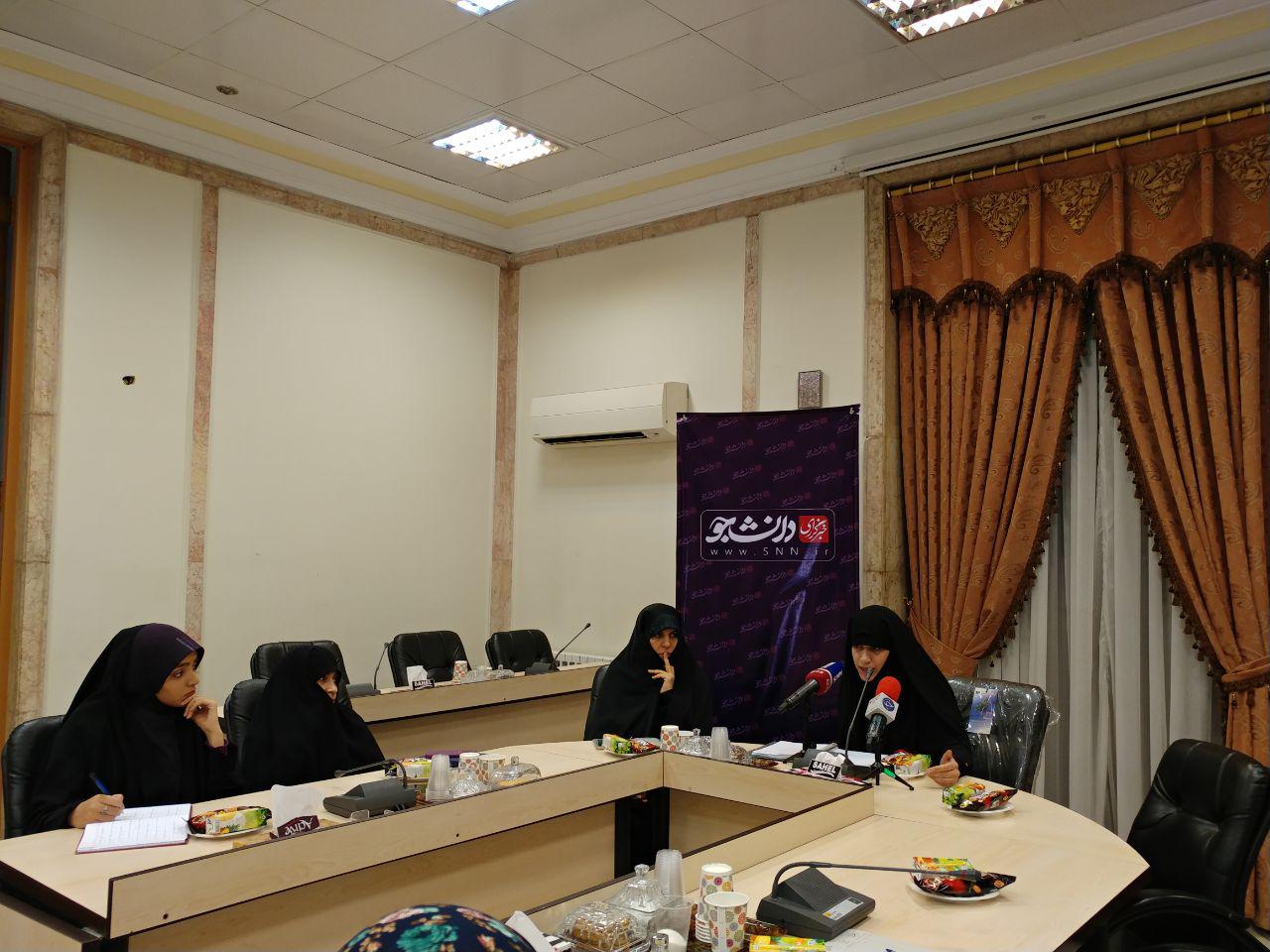 اجتماع عظیم دختران انقلاب پنجشنبه برگزار می&zwnj;شود/ حجاب یک مطالبه عمومی است