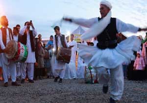 برگزاری شب‌های فرهنگی و هنری در گرگان