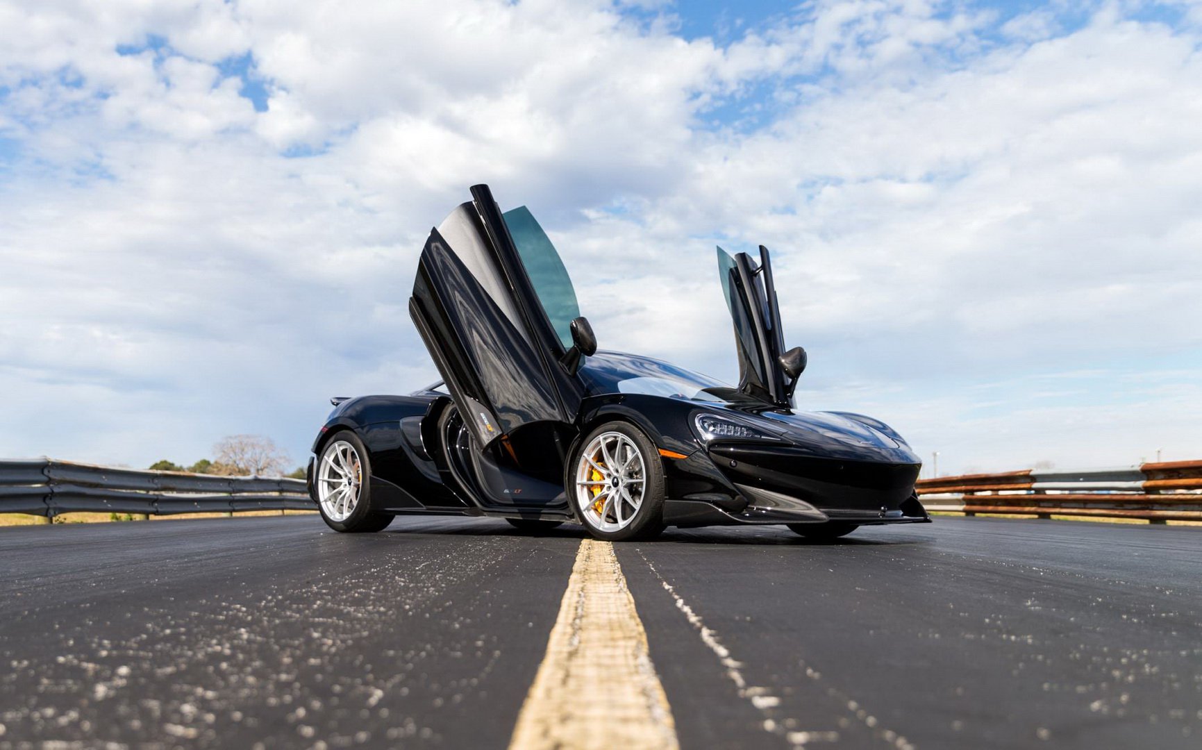 مکلارن 600LT با تیونینگ شرکت هنسی +تصاویر