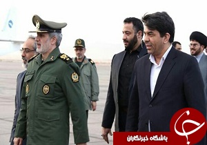 وزیر دفاع وارد یزد شد