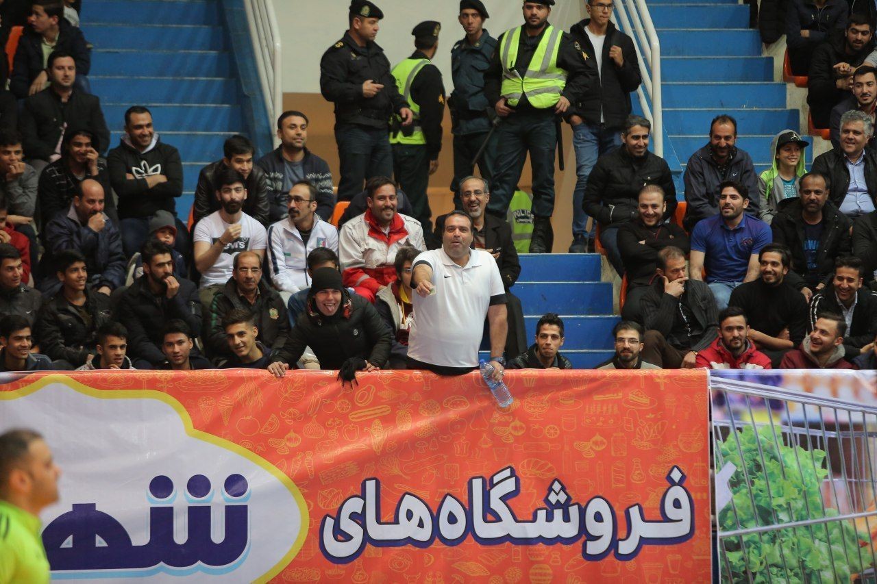 آقای باقری///