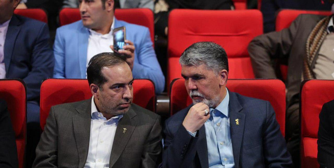 تک خوانی زن در افتتاحیه جشنواره فیلم فجر و در حضور وزیر ارشاد