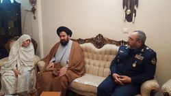 دیدار فرمانده نیروی هوایی ارتش با مادر شهیدان باقری و ملایری
