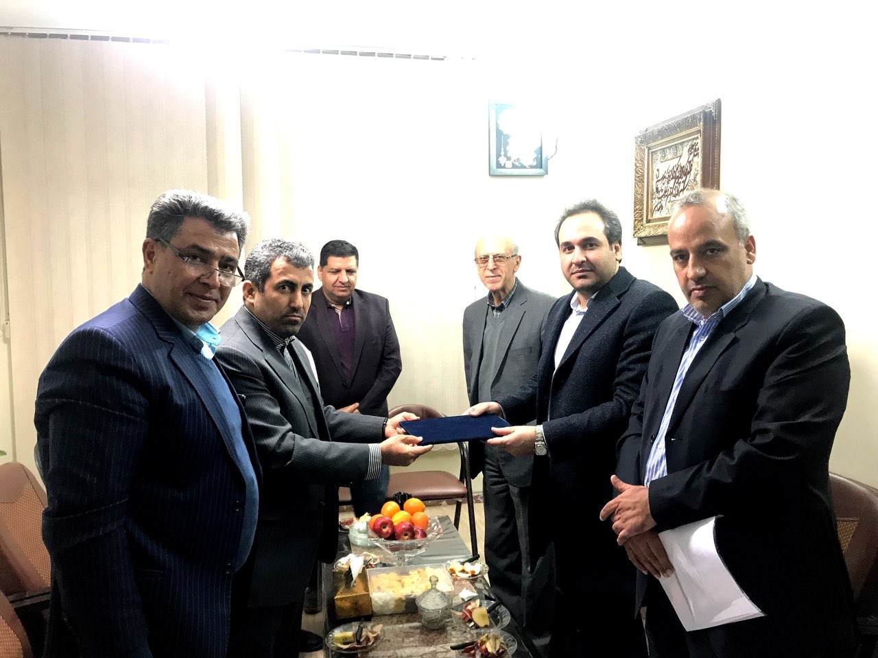 انعقاد موافقنامه احداث کارخانه روکش لاستیک در راور