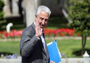 وزیر علوم، تحقیقات و فناوری وارد یزد شد