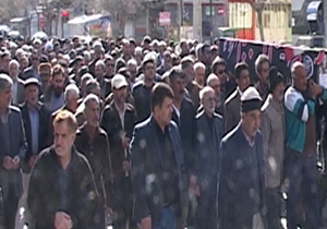 تشییع پیکر پدر ۲ شهید