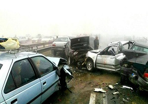 مصدوم شدن ۵ نفر در تصادف زنجیره‌ای در محور اهواز-آبادان