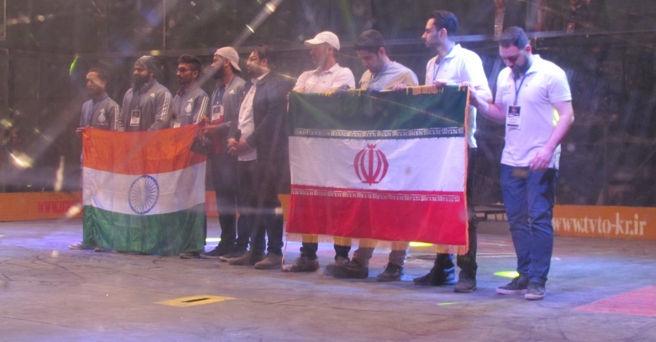 بابل و هند فاتح رقابت‌های بین المللی ربات‌های جنگجو