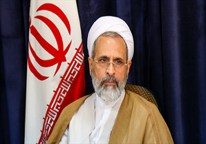 اشعار مداحان ریشه در عمق معارف دینی و الهی باشد