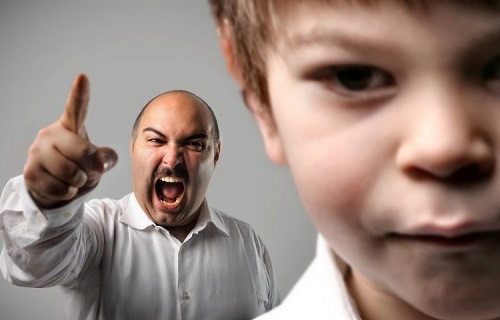 چگونه به کودکمان یاد دهیم به حرف&zwnj;هایمان گوش کنند؟