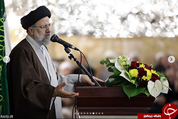 گزارش تصویری اعطای احکام جمعی از خدام بارگاه منور رضوی توسط تولیت آستان قدس رضوی