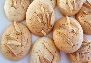 نوروز امسال با شیرینی بادامی به استقبال مهمانان خود بروید+ طرز تهیه