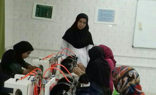 گنج پنهان کویر در دستان جوانان نقش می گیرد