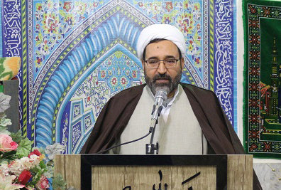 نقد منصفانه و دفاع واقع بینانه از سیاست‌های ائمه جمعه است