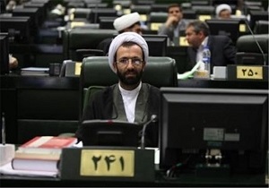 سلیمی: برخی مسئولان و فرزندانشان احساس می‌کنند ژن برتر هستند/ رئیس کمیته انضباطی و بازیکن ندارد، ملاک برتری افراد تقوای آنهاست