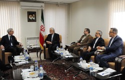 سفر اسد به ایران به دلیل مسائل امنیتی بدون اعلام قبلی بود/ افکار عمومی در ایران نسبت به اروپا بی&zwnj;اعتماد است