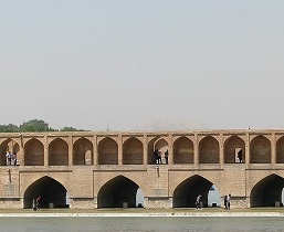 امسال نزدیک به ۷۰۰ بنای تاریخی و مجموعه در اصفهان آماده بازدید مسافران نوروزی است