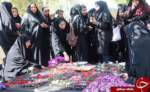 برگزاری اولین سالگرد تدفین ۲ شهید گمنام و بزرگداشت شهدای مدافع حرم در دانشگاه پیام نور اهواز