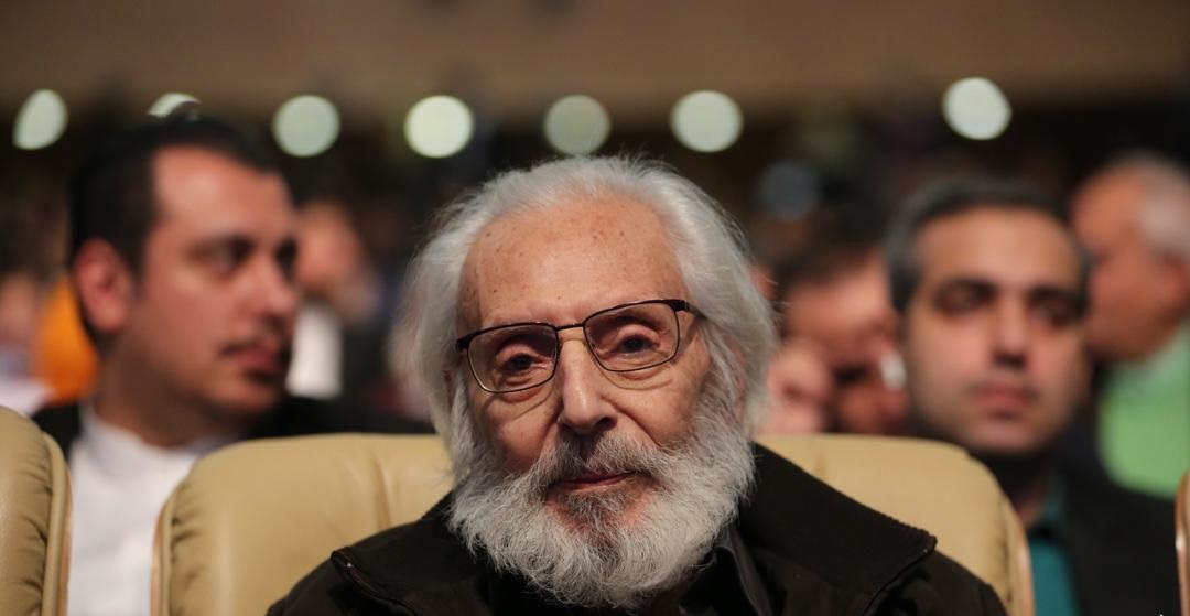 ماجرای عاشق شدن جمشید مشایخی در آنتن تلویزیون/ اظهارنظر کمال الملک سینمای ایران درباره روحانی+ فیلم