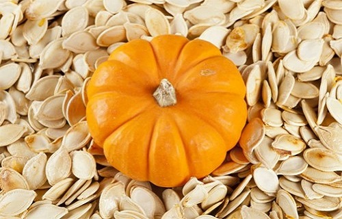 کوچک کردن شکم با تخمه کدو